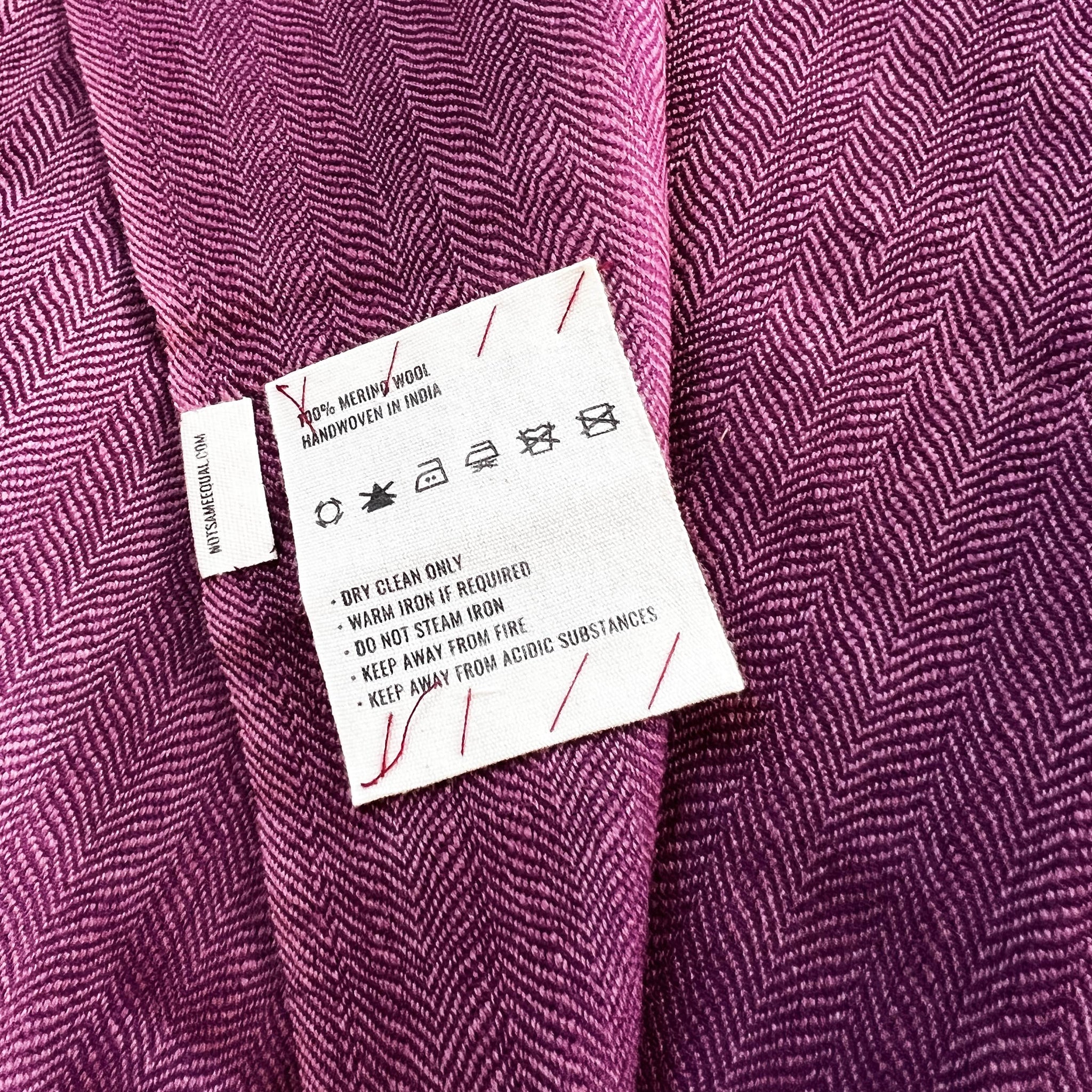 Shawl – Fuschia Chevron in Regenerative Handloom Lamb’s Wool