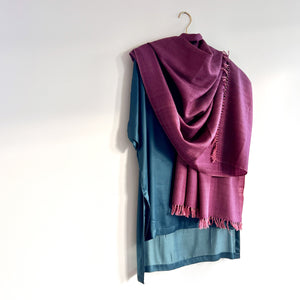 Shawl – Fuschia Chevron in Regenerative Handloom Lamb’s Wool
