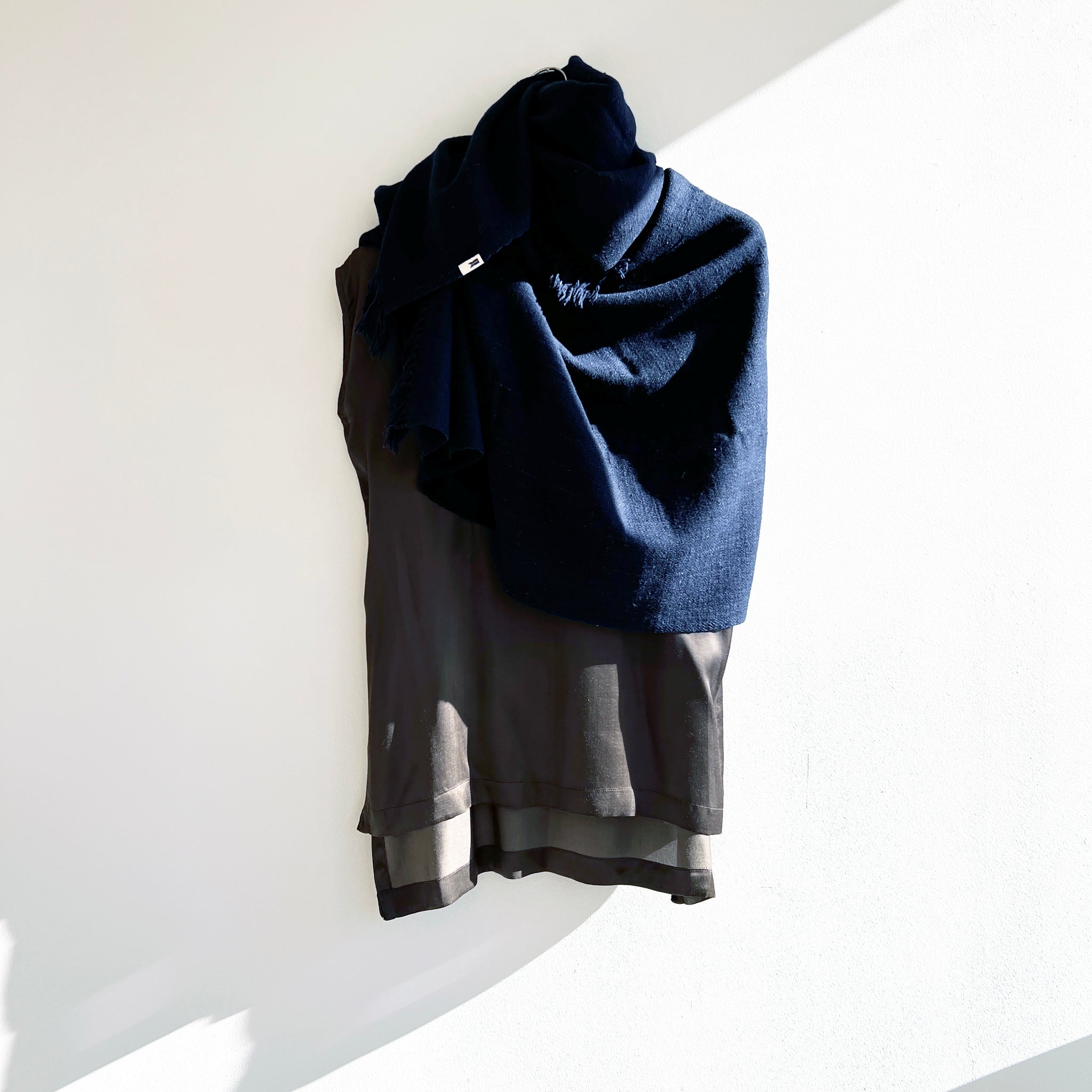 Shawl – Midnight in Regenerative Handloom Merino Wool