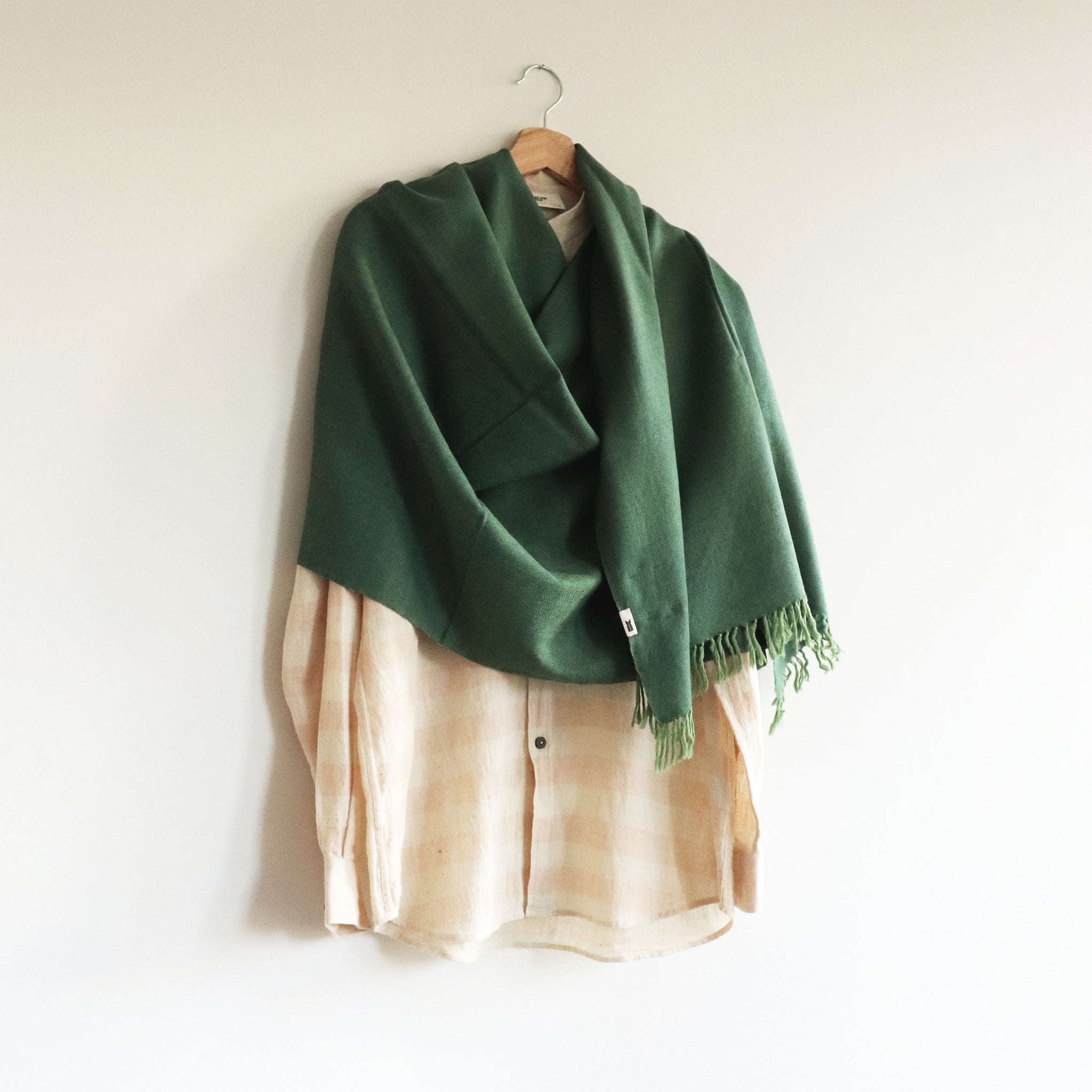 Shawl – Spruce Diamond in Regenerative Handloom Lamb’s Wool