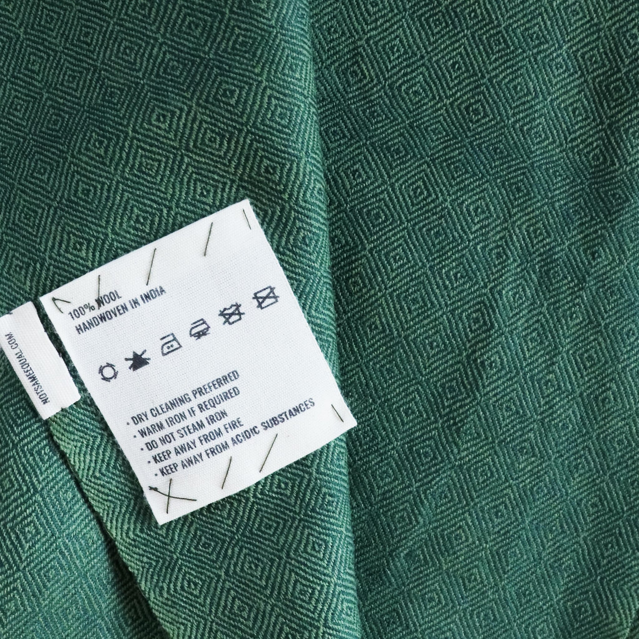 Shawl – Spruce Diamond in Regenerative Handloom Lamb’s Wool